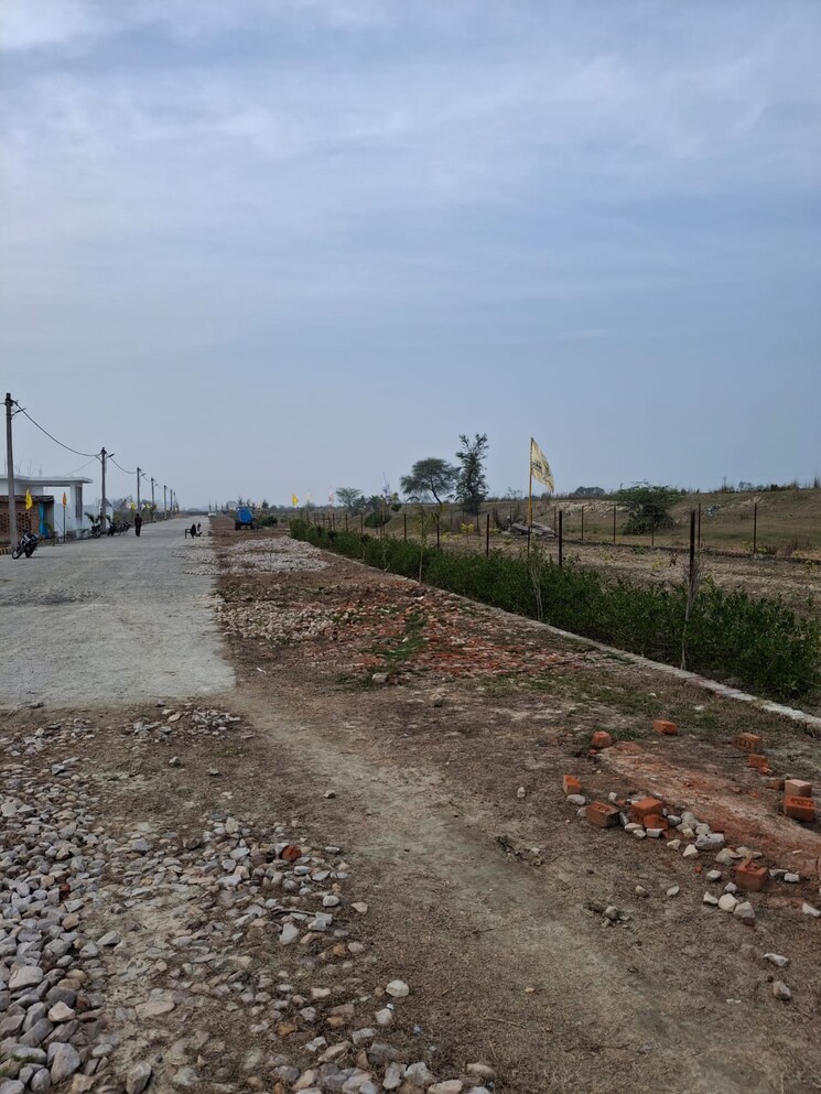 undefined, gosainganj  1045 Sq.Ft. Plot In Gosainganj Lucknow 9910052