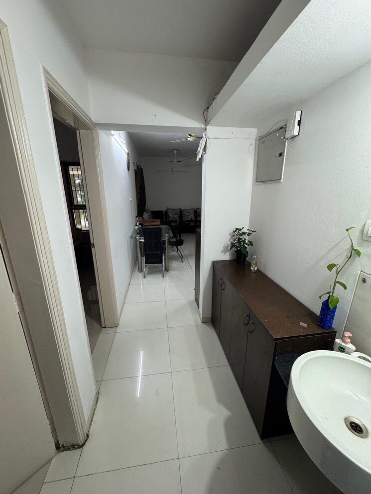 undefined, windwards-chs 2 Bedroom 895 Sq.Ft. Apartment In Wakad Pune 9911546