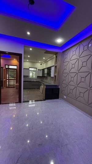 3 BHK Builder Floor For Sale in Sahastradhara Road