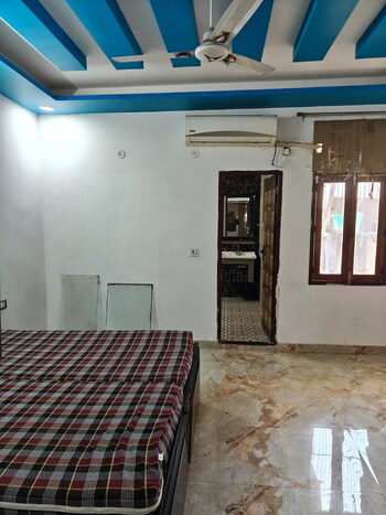 RWA Apartments Sector 52