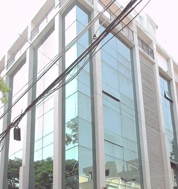 Showroom for Sale in Nungambakkam, Chennai