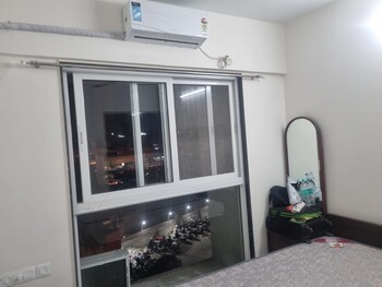 Ashar Metro Towers