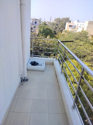 Balcony in 1 RK Apartment at Sarita Vihar – for Rent