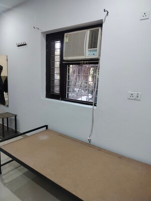 Room in 1 RK Apartment at Sarita Vihar – for Rent