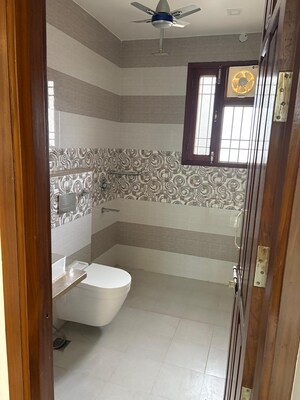 Bathroom in 2 BHK Builder Floor at Sector 52 – for Rent