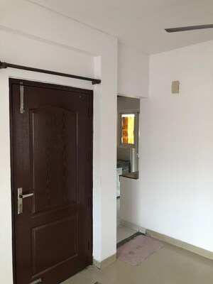Room in 3 BHK Builder Floor at Sector 85 – for Sale