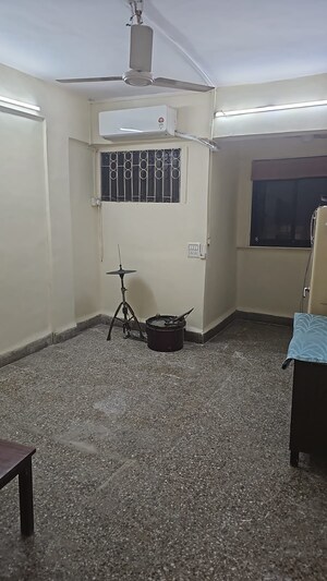 Master Bedroom in 2 BHK Apartment at Samudra Manthan CHS, Andheri West – for Rent