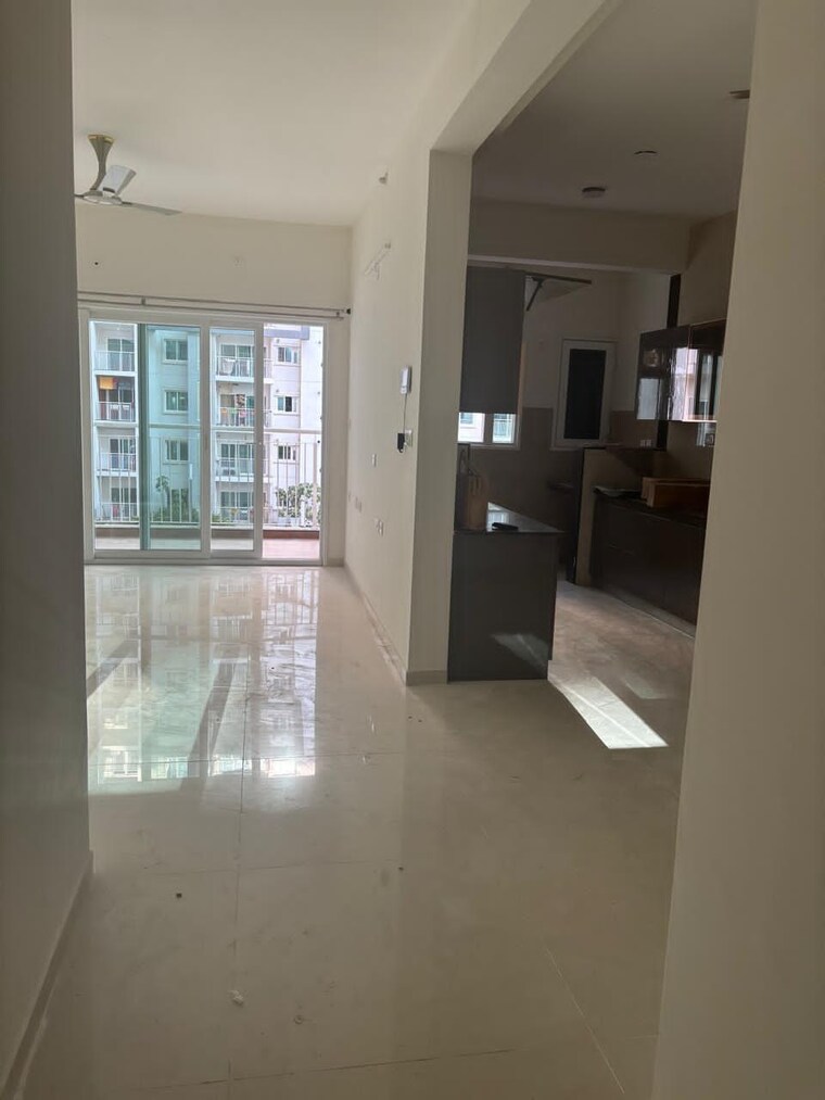 Room, lnt-raintree-boulevard 2.5 Bedroom 1355 Sq.Ft. Apartment In Hebbal Bangalore 9930084