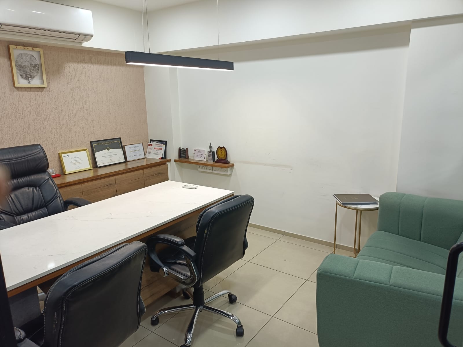 Office Space For Rent in Marutinandan Entice