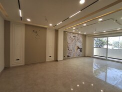 4 BHK + Servant Room Builder Floor For Sale in Sector 57