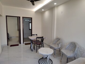 Living Room in 1 BHK Builder Floor at Chandra Apartments, Sector 55 – for Rent