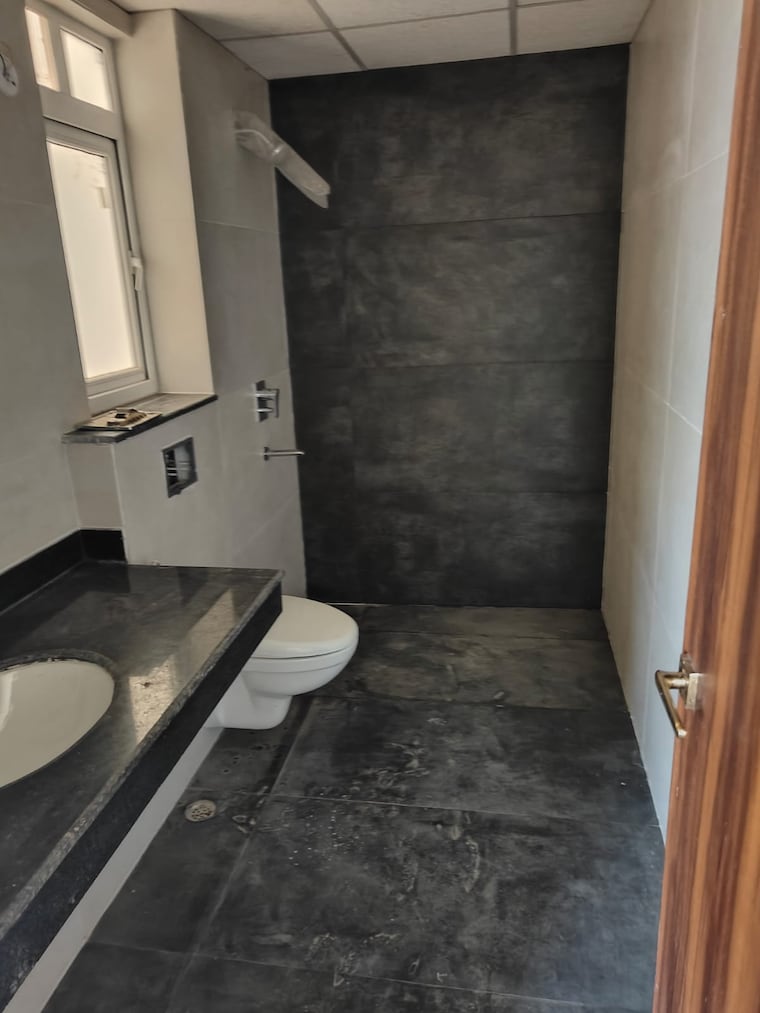 Bathroom, sushant golf city 2 Bedroom 1323 Sq.Ft. Apartment In Sushant Golf City Lucknow 9935561