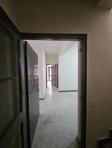 Building Lobby in 4 BHK Builder Floor at Deep Vihar – for Sale