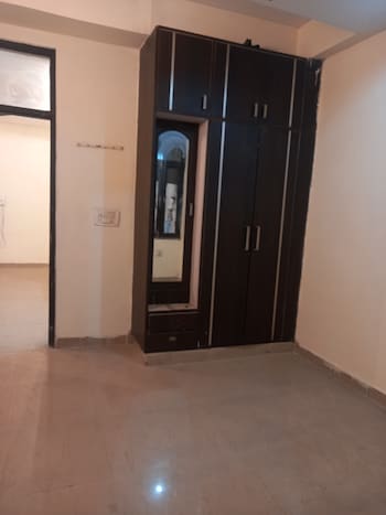 2 BHK Builder Floor for Sale in Vasundhara Sector 3, Ghaziabad