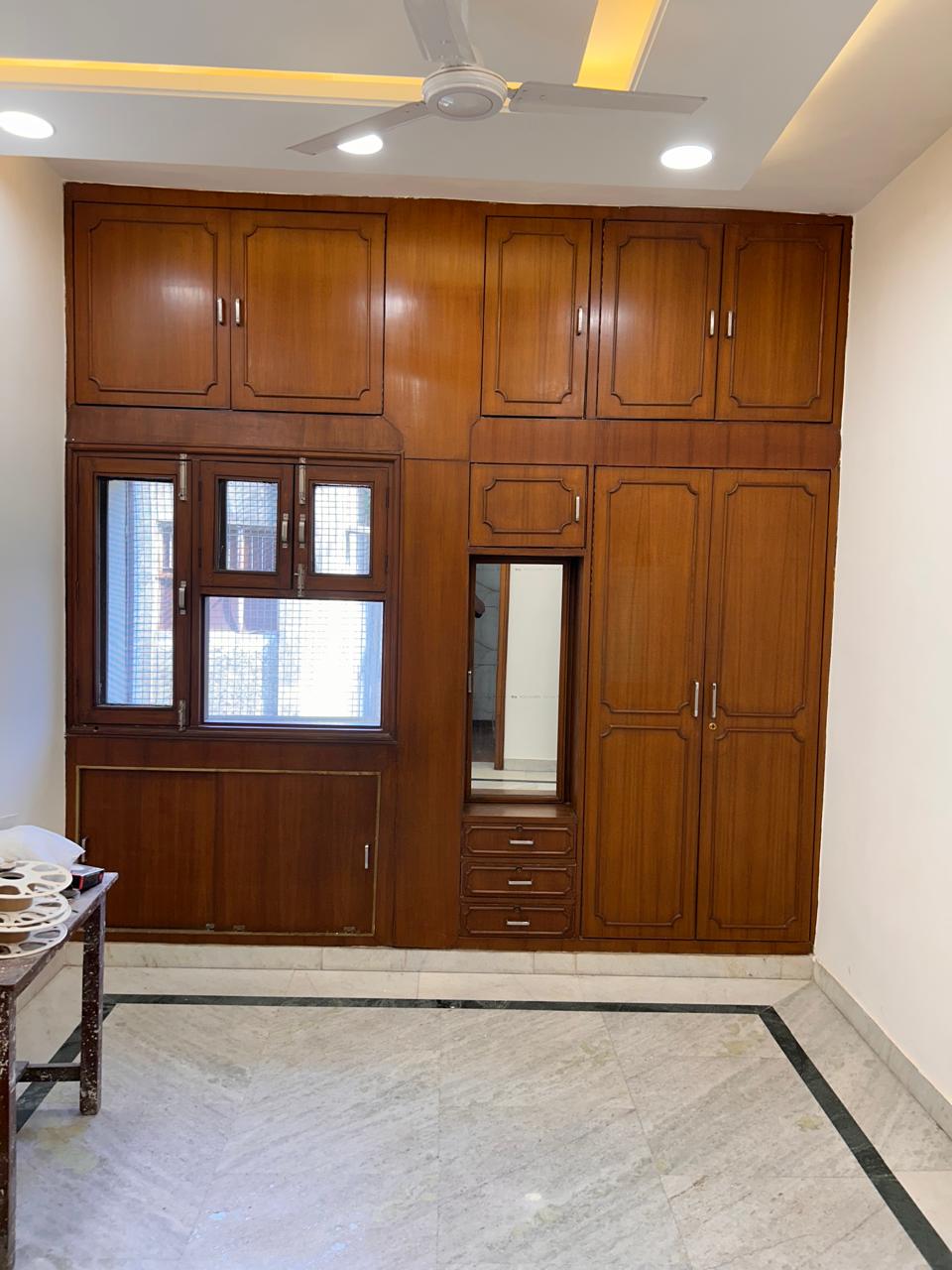 3 BHK Independent House For Sale in Kalkaji