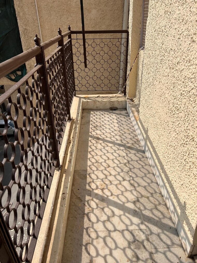 Balcony, kalkaji 3 Bedroom 1708 Sq.Ft. Independent House In Kalkaji Delhi 9940620