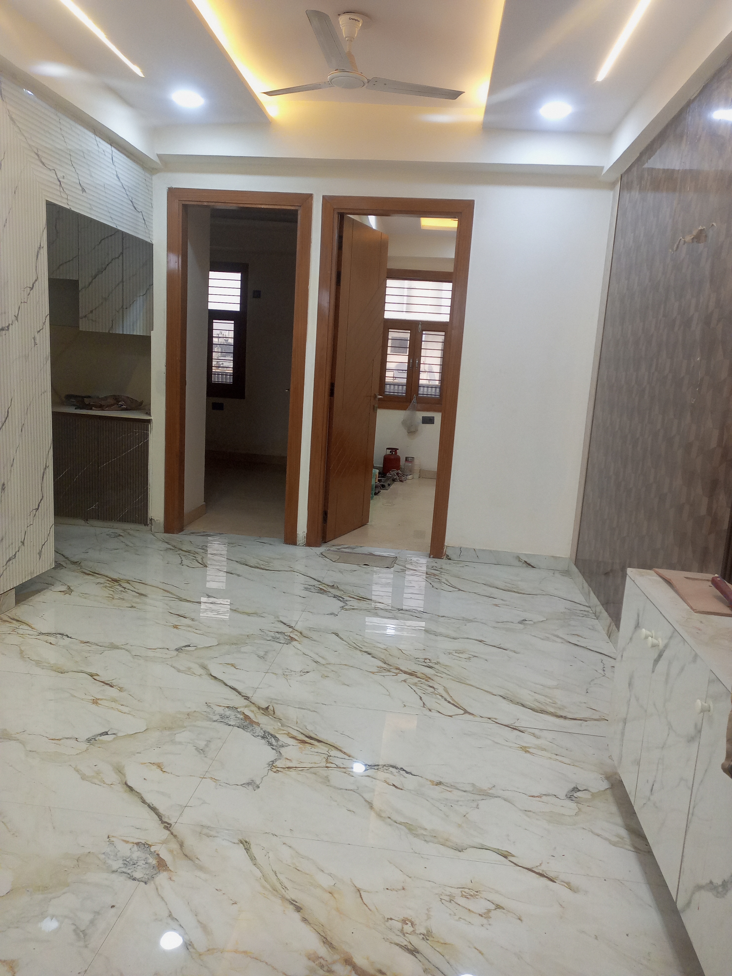 3 BHK 1350 Sq.Ft. Builder Floor in ML 73 Avenue