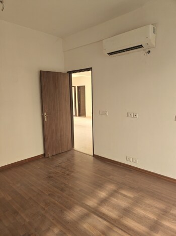 BPTP Amstoria Country Floor