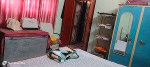 Living Room in 3.5 BHK Independent House at Unitech South City, South City – for Sale