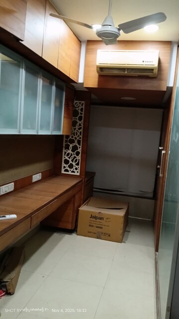 2 BHK Apartment For Sale in Bhanushanti Apartment, Goregaon East