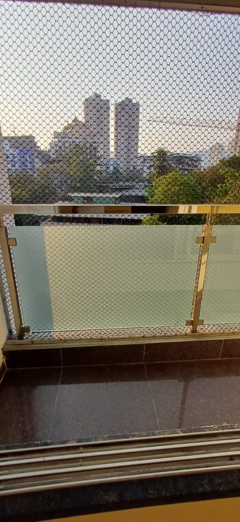 2 BHK Flat for Rent in Naupada, Thane