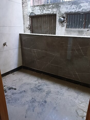 3 BHK Builder Floor for Sale in Meenakshi Garden, Delhi