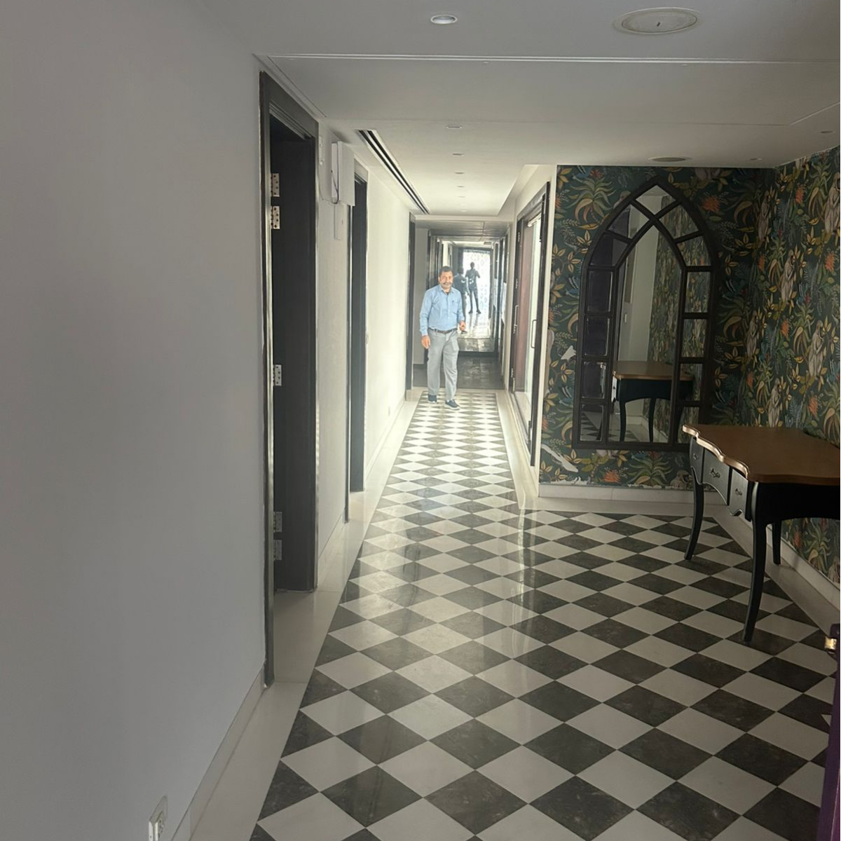 4 BHK + Servant Room Builder Floor For Sale in Anand Niketan