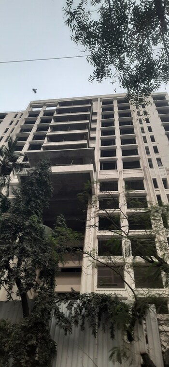 3 BHK Flat for Sale in Santacruz West, Mumbai