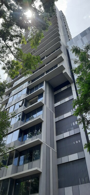 3 BHK Flat for Sale in Santacruz West, Mumbai