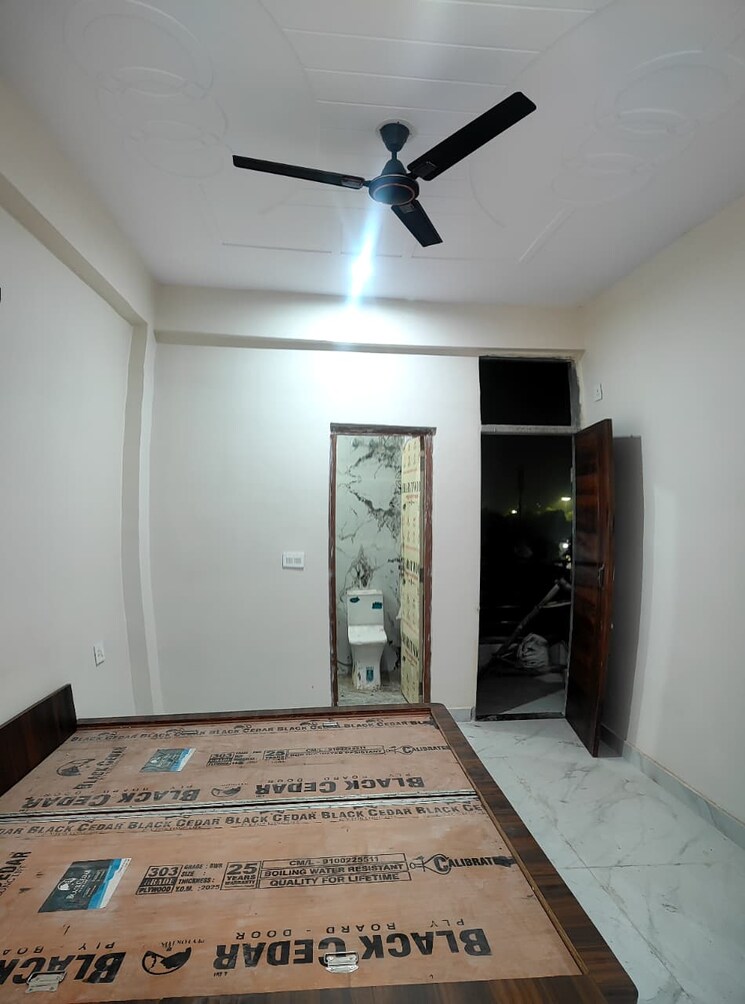 Bedroom, sector 23a 1 Bedroom 500 Sq.Ft. Builder Floor In Sector 23a Gurgaon 9961801