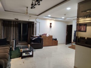 Living Room in 3 BHK Apartment at Andheri West – for Rent