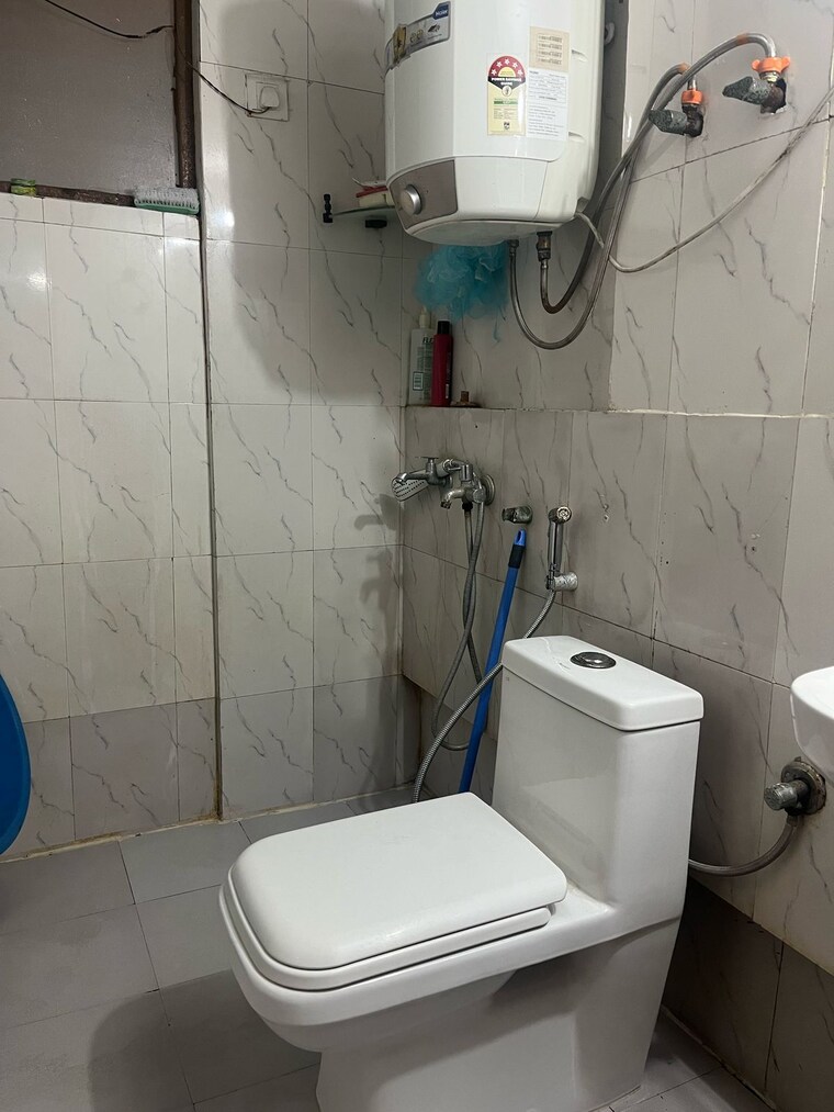 Bathroom, op-floridaa 2 Bedroom 473 Sq.Ft. Apartment In Sector 82 Faridabad 9962770