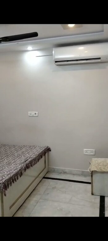 2 BHK Builder Floor for Rent in Nirman Vihar, Delhi