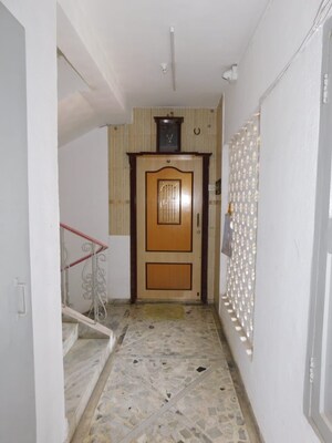 Building Lobby in 2.5 BHK Apartment at Priti Paradise, Vile Parle West – for Sale