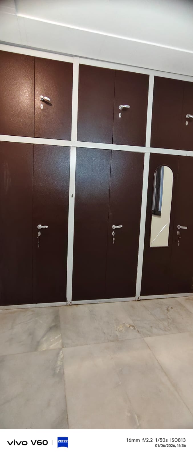 2 BHK + Pooja Room Builder Floor For Rent in RWA Apartments Sector 20