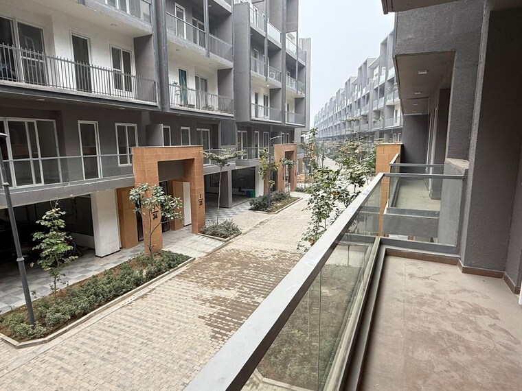 Balcony, smart-world-orchard 3 Bedroom 1680 Sq.Ft. Apartment In Sector 61 Gurgaon 10646659