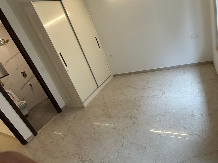 Room, smart-world-orchard 3 Bedroom 1680 Sq.Ft. Apartment In Sector 61 Gurgaon 10646659