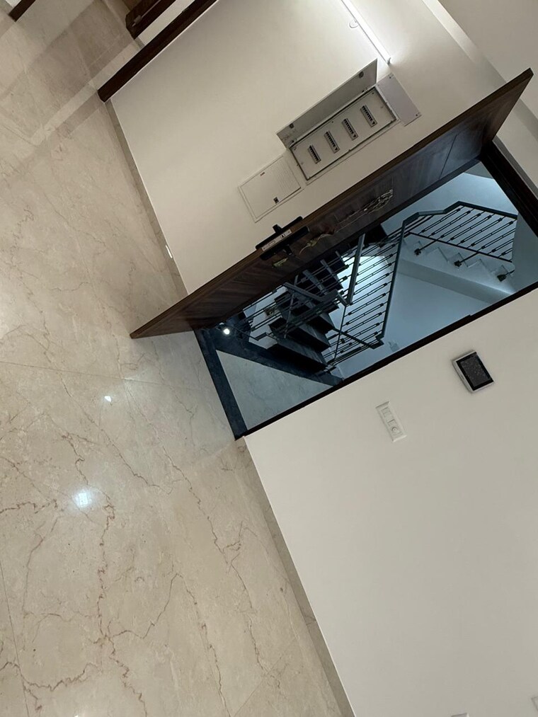 Living Room, smart-world-orchard 3 Bedroom 1680 Sq.Ft. Apartment In Sector 61 Gurgaon 10646659
