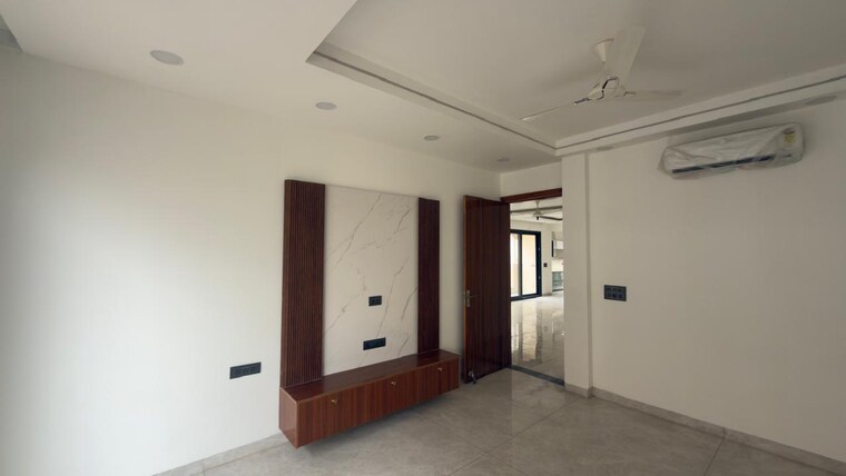 Room, emaar-marbella 3 Bedroom 2403 Sq.Ft. Apartment In Sector 66 Gurgaon 10646553