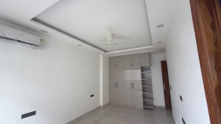 Room, emaar-marbella 3 Bedroom 2403 Sq.Ft. Apartment In Sector 66 Gurgaon 10646553