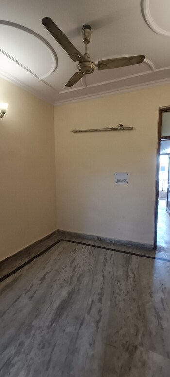 1 BHK Builder Floor for Sale in Rohini Sector 7, Delhi