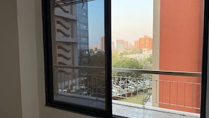 Room in  Office Space at Shivam Trade Center, Ambli – for Rent