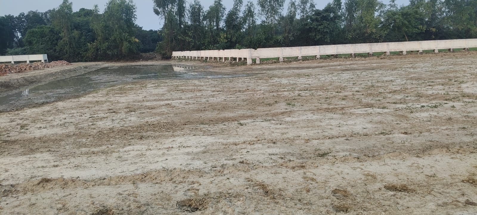Plot For Sale in DLF Garden City