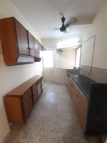 2 BHK Flat for Sale in Andheri West, Mumbai