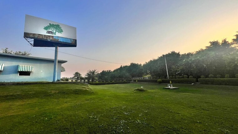 Garden, tappal  1627 Sq.Ft. Plot In Tappal Aligarh 9990904