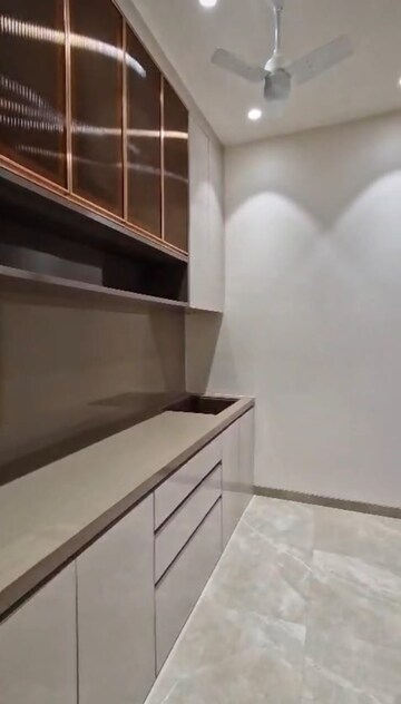 Kitchen in 3 BHK Builder Floor at Sector 40 – for Sale