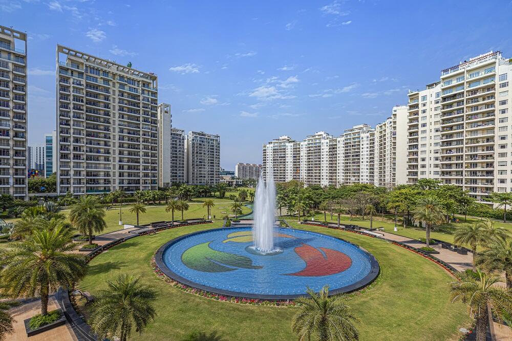 2.5 BHK + Study Room 1045 Sq.Ft. Apartment in Central Park Resorts