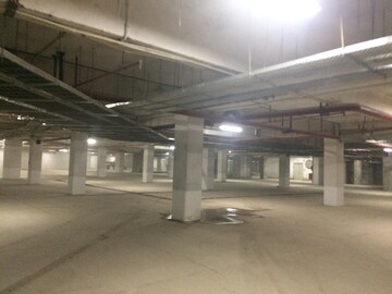 Parking in 2.5 BHK Apartment at Central Park Resorts, Sector 48 – for Sale