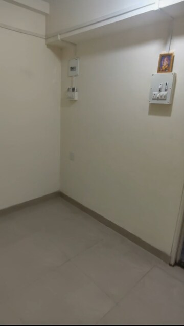 1 BHK Apartment For Rent in Alhad CHS Dadar, Dadar West