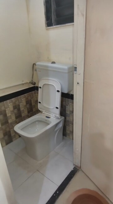 Bathroom in 1 BHK Apartment at Alhad CHS Dadar, Dadar West – for Rent